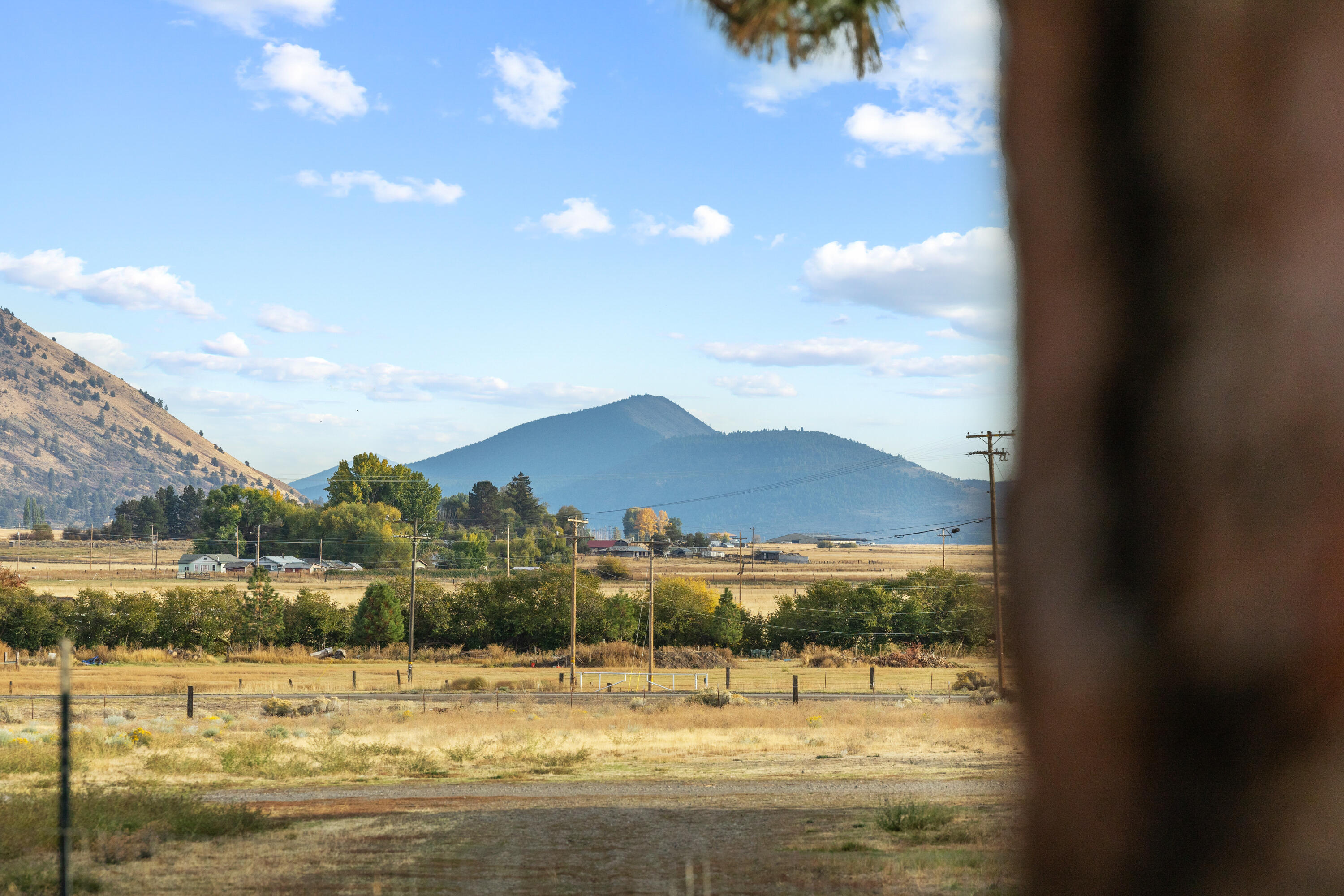 32486 Modoc Point Road Chiloquin, OR 97624 - Photo 109 of 135 32490 Modoc Point Rd-109