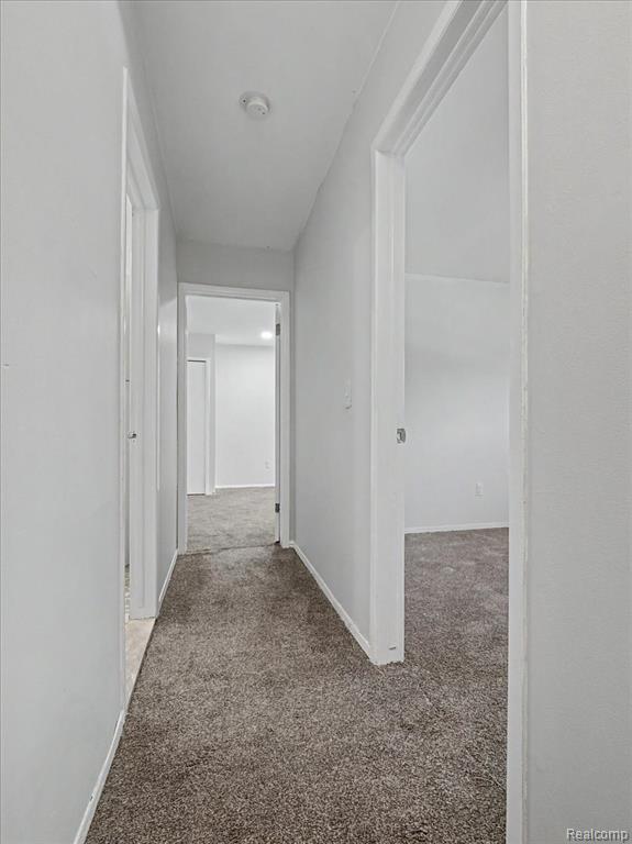 41957 Utica Road Sterling Heights, MI 48313 - Photo 22 of 43