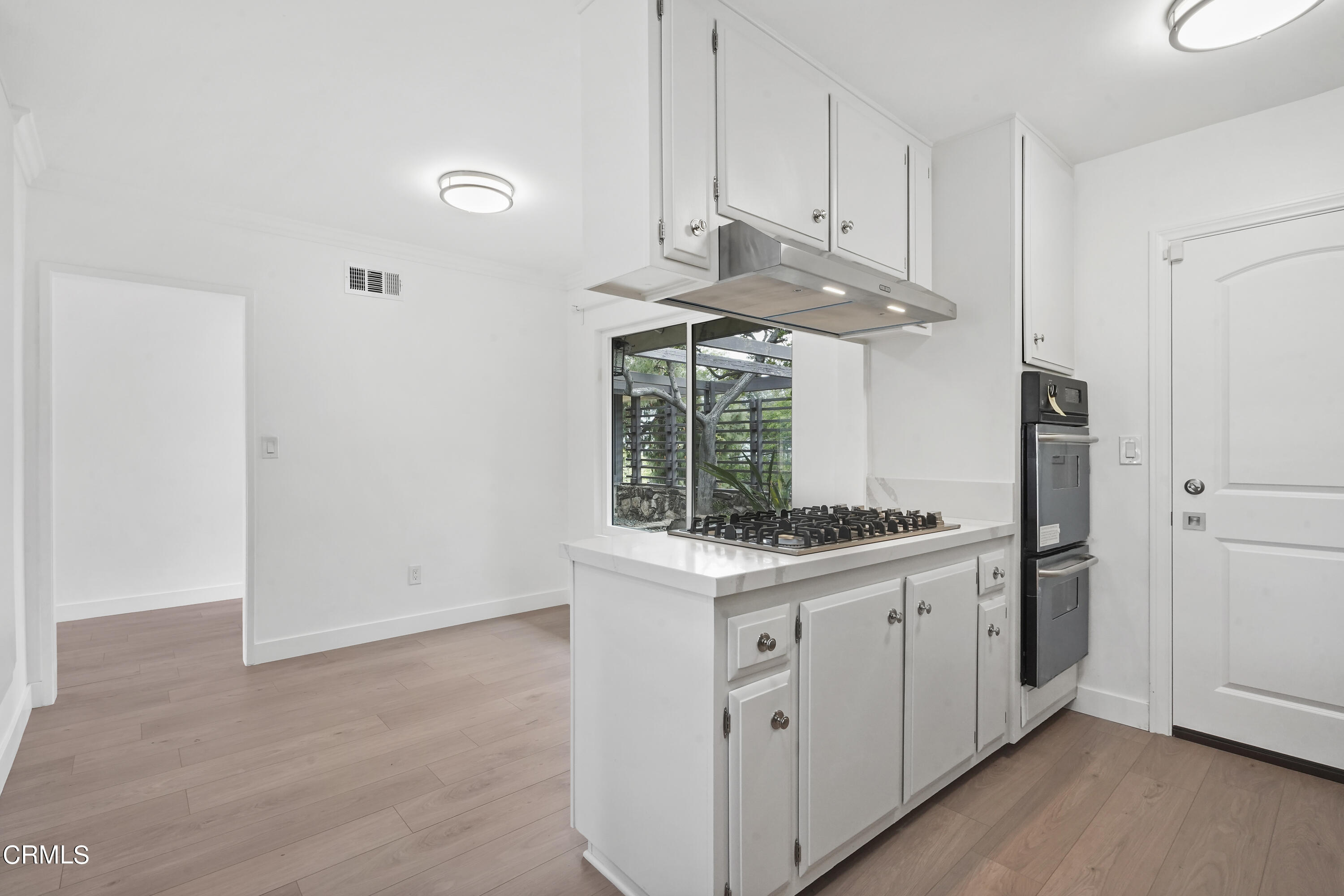 9509 Crystal View Drive Tujunga, CA 91042 - Photo 15 of 39 DSC09709