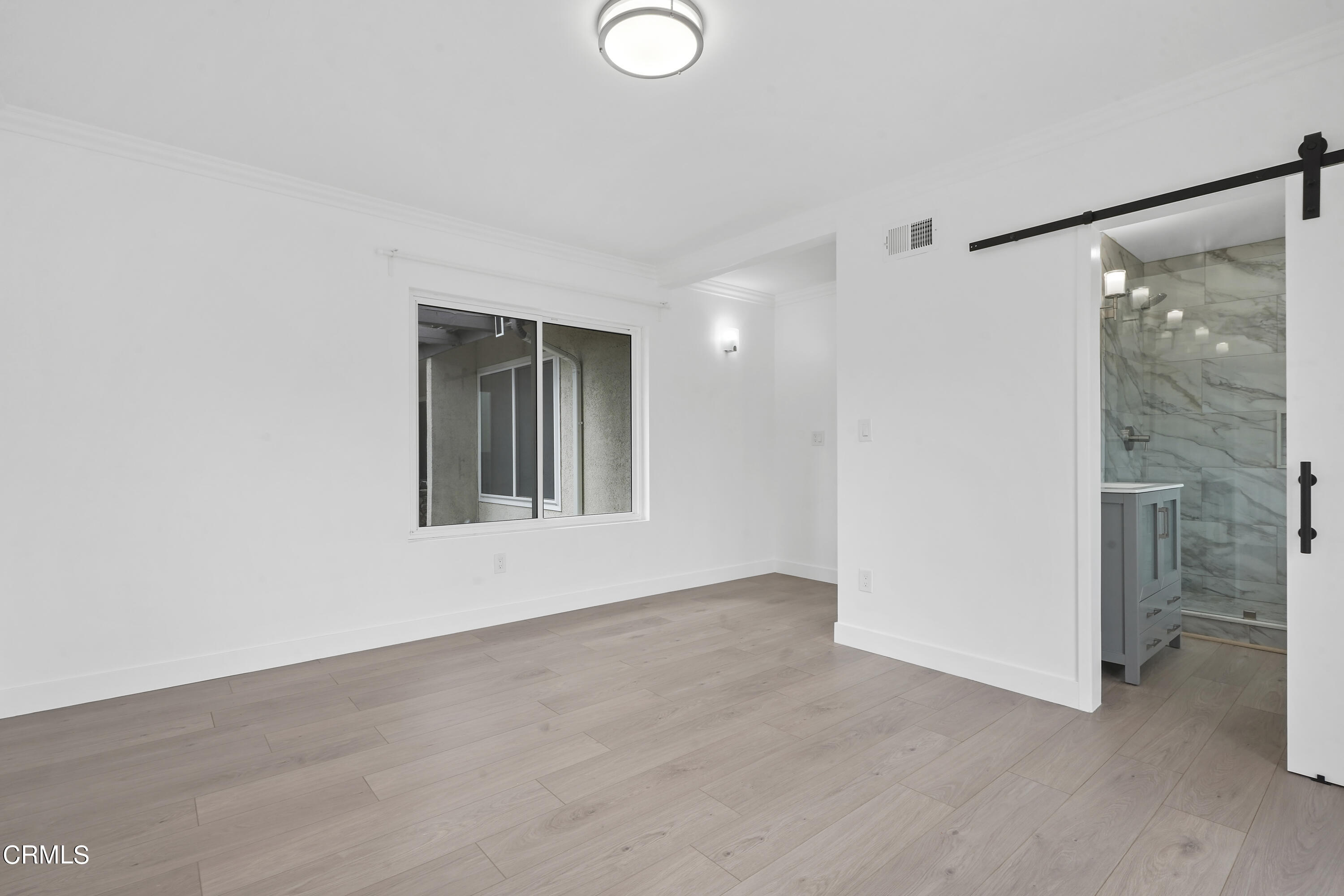 9509 Crystal View Drive Tujunga, CA 91042 - Photo 19 of 39 DSC09631