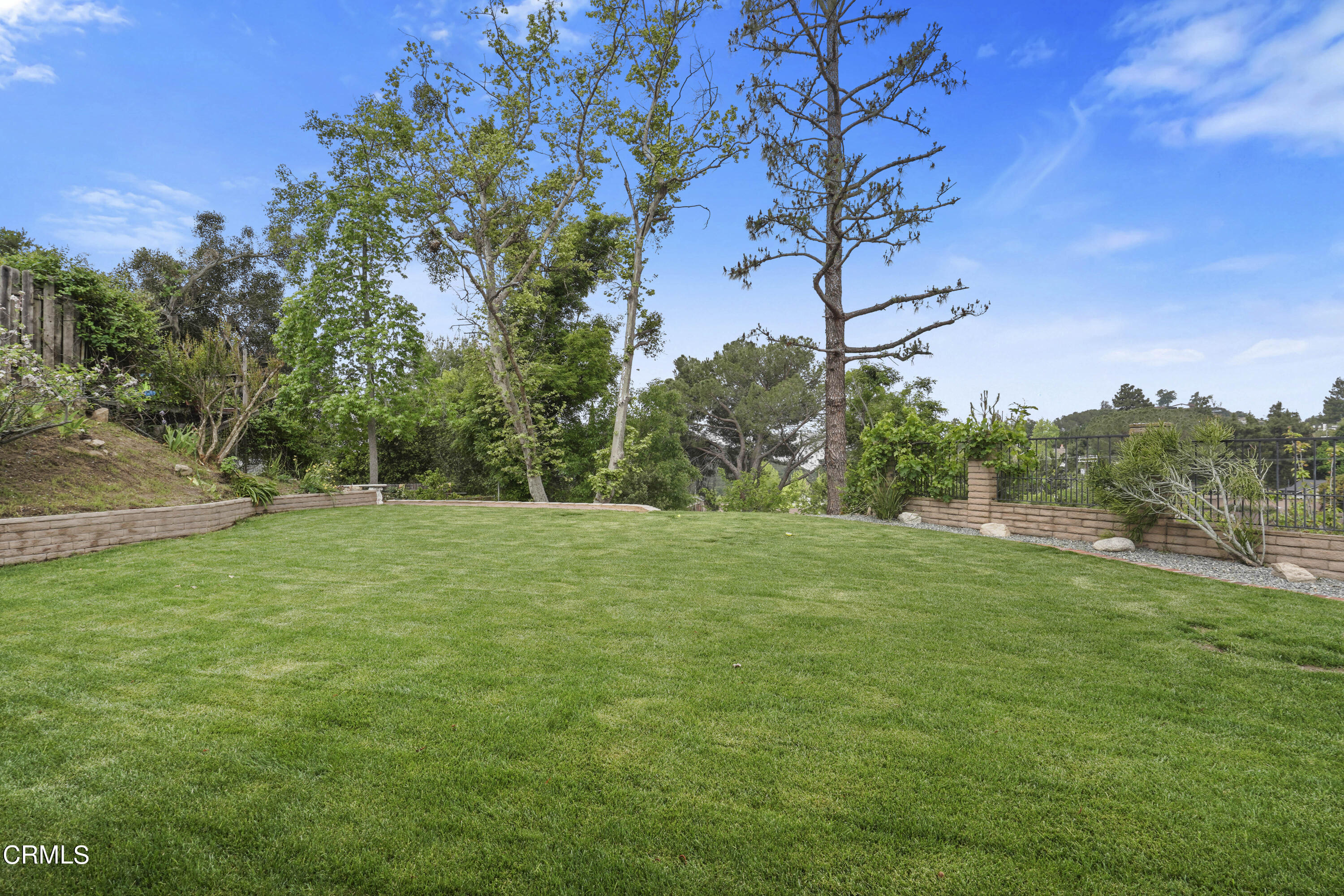 9509 Crystal View Drive Tujunga, CA 91042 - Photo 34 of 39 DSC09776