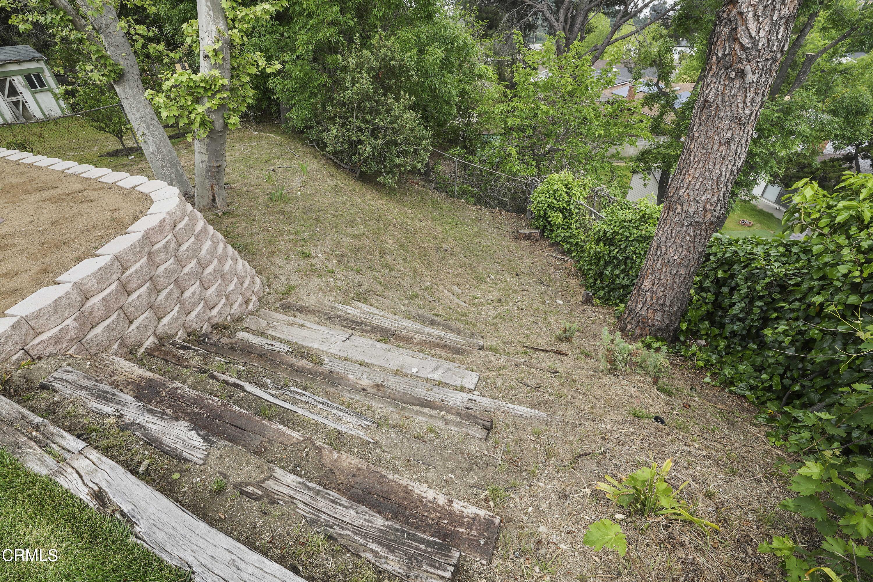 9509 Crystal View Drive Tujunga, CA 91042 - Photo 35 of 39 DSC09755