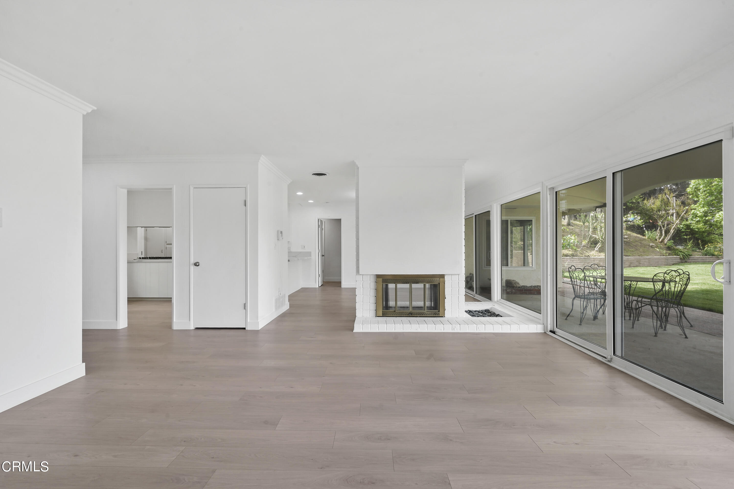 9509 Crystal View Drive Tujunga, CA 91042 - Photo 8 of 39 DSC09670