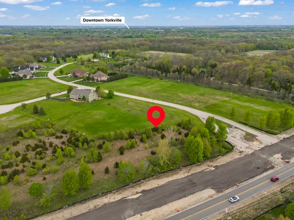 $90,000 | 8032 Shadow Creek Lane, Yorkville, IL 60560