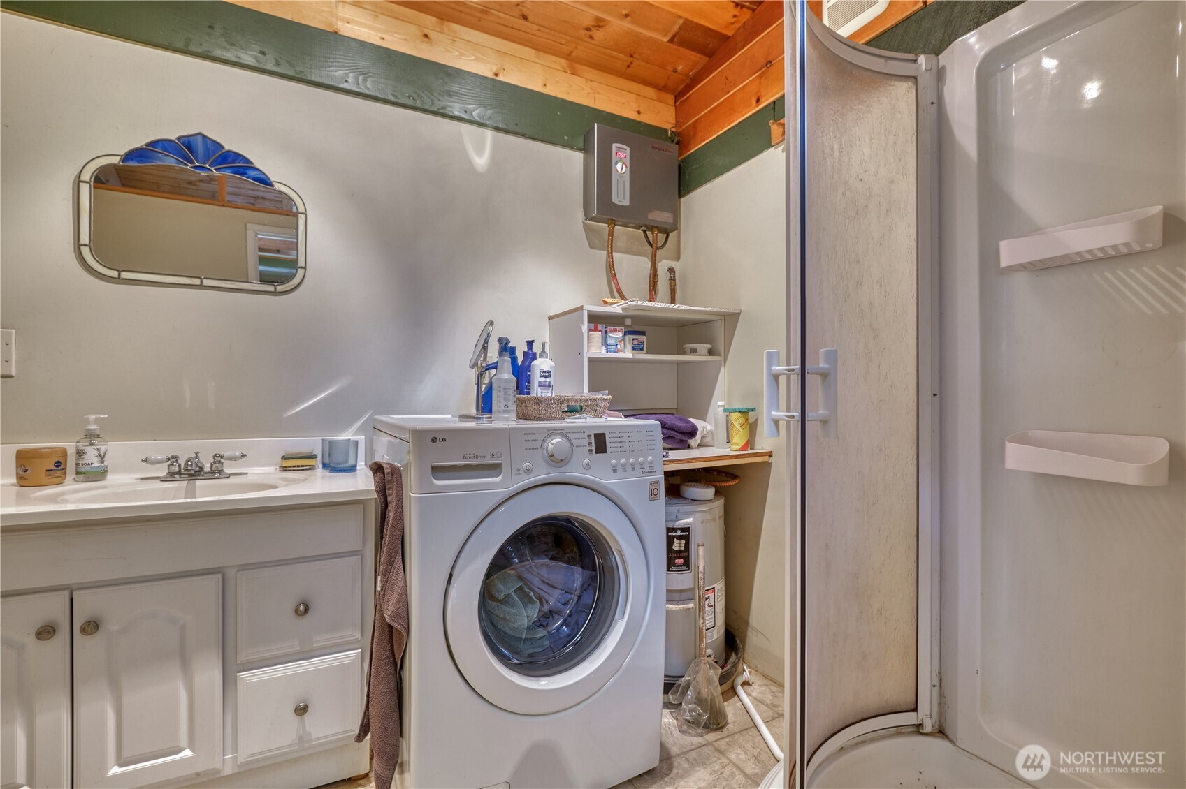 423 South Beach Road Point Roberts, WA 98281 - Photo 5 of 32 Gallery Image 5
