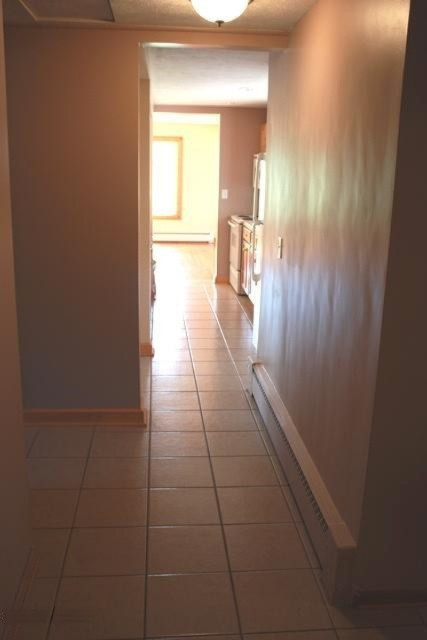 3553 O'Brien Road Southwest Grand Rapids, MI 49534 - Photo 7 of 15 Hallway to Kitchen