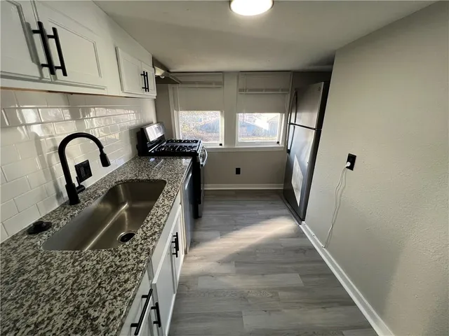 $185,000 | 572 South Crescent Avenue, Independence, MO 64053