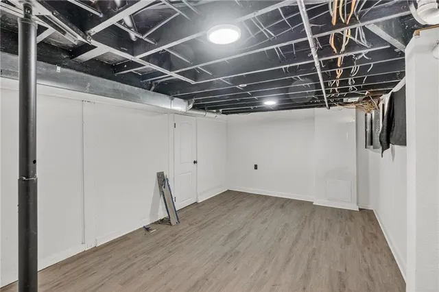 $185,000 | 572 South Crescent Avenue, Independence, MO 64053