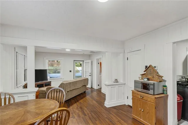 $185,000 | 572 South Crescent Avenue, Independence, MO 64053