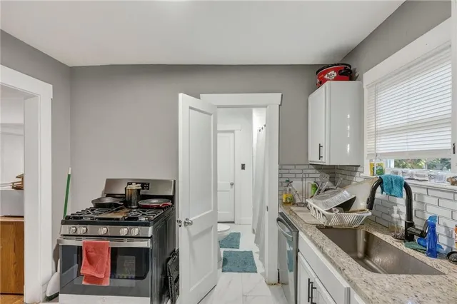 $185,000 | 572 South Crescent Avenue, Independence, MO 64053