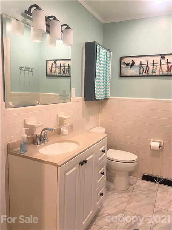 1899 Hopewell Road Rock Hill, SC 29730 - Photo 13 of 24 Gallery Image 13