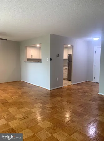 $1,750 | 5353 Columbia Pike, Unit 606, Arlington, VA 22204