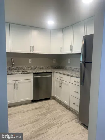 $1,750 | 5353 Columbia Pike, Unit 606, Arlington, VA 22204