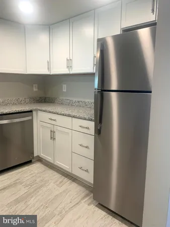 $1,750 | 5353 Columbia Pike, Unit 606, Arlington, VA 22204