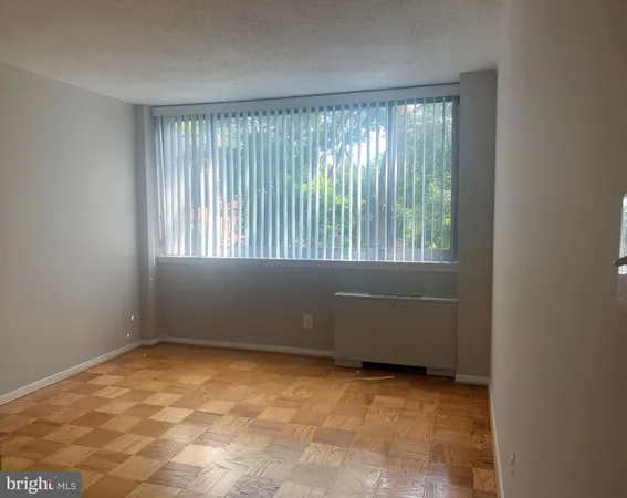 $1,750 | 5353 Columbia Pike, Unit 606, Arlington, VA 22204