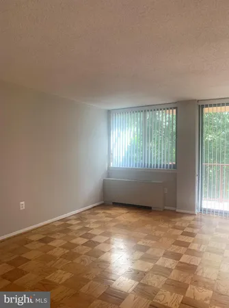 $1,750 | 5353 Columbia Pike, Unit 606, Arlington, VA 22204