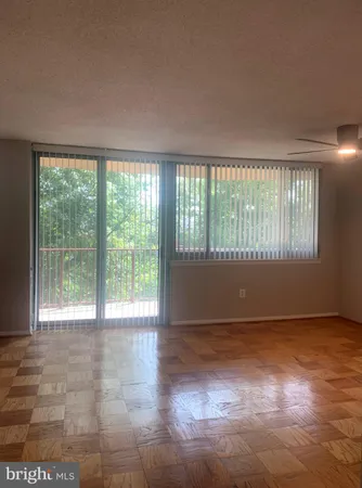 $1,750 | 5353 Columbia Pike, Unit 606, Arlington, VA 22204