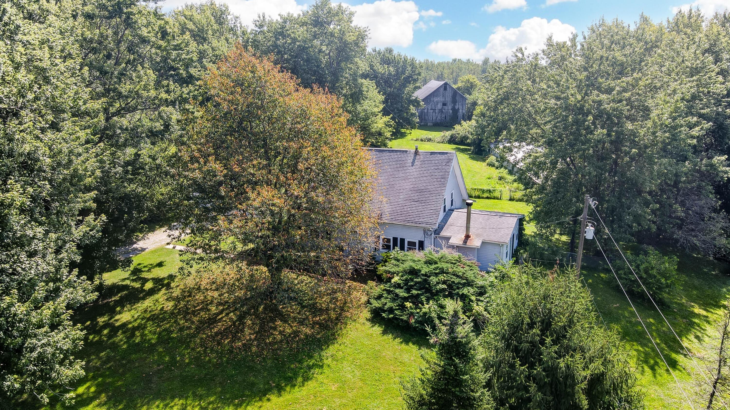 5502 Columbus Road Centerburg, OH 43011 - Photo 2 of 33 001