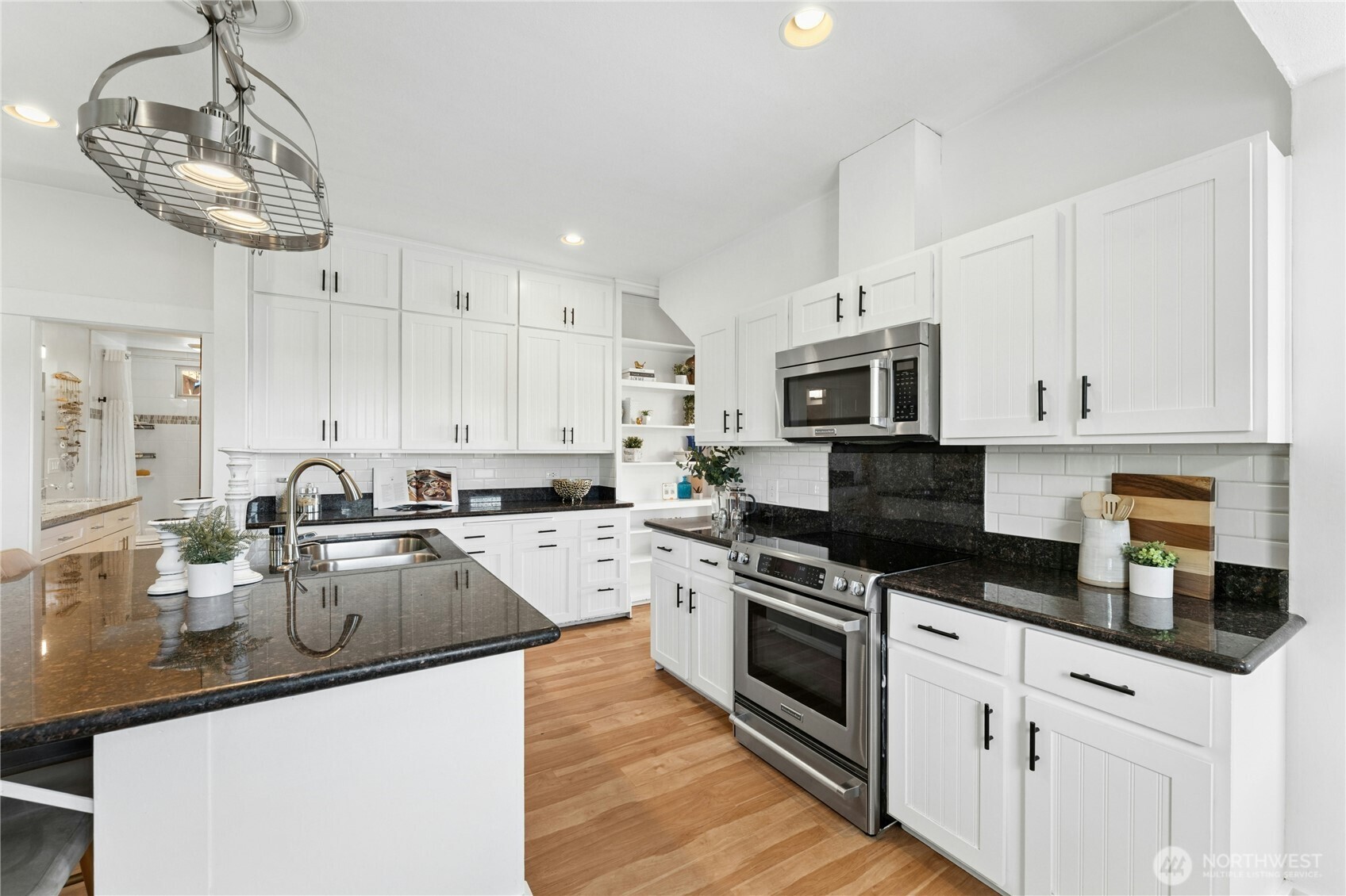 1203 North 36th Street Renton, WA 98056 - Photo 9 of 35