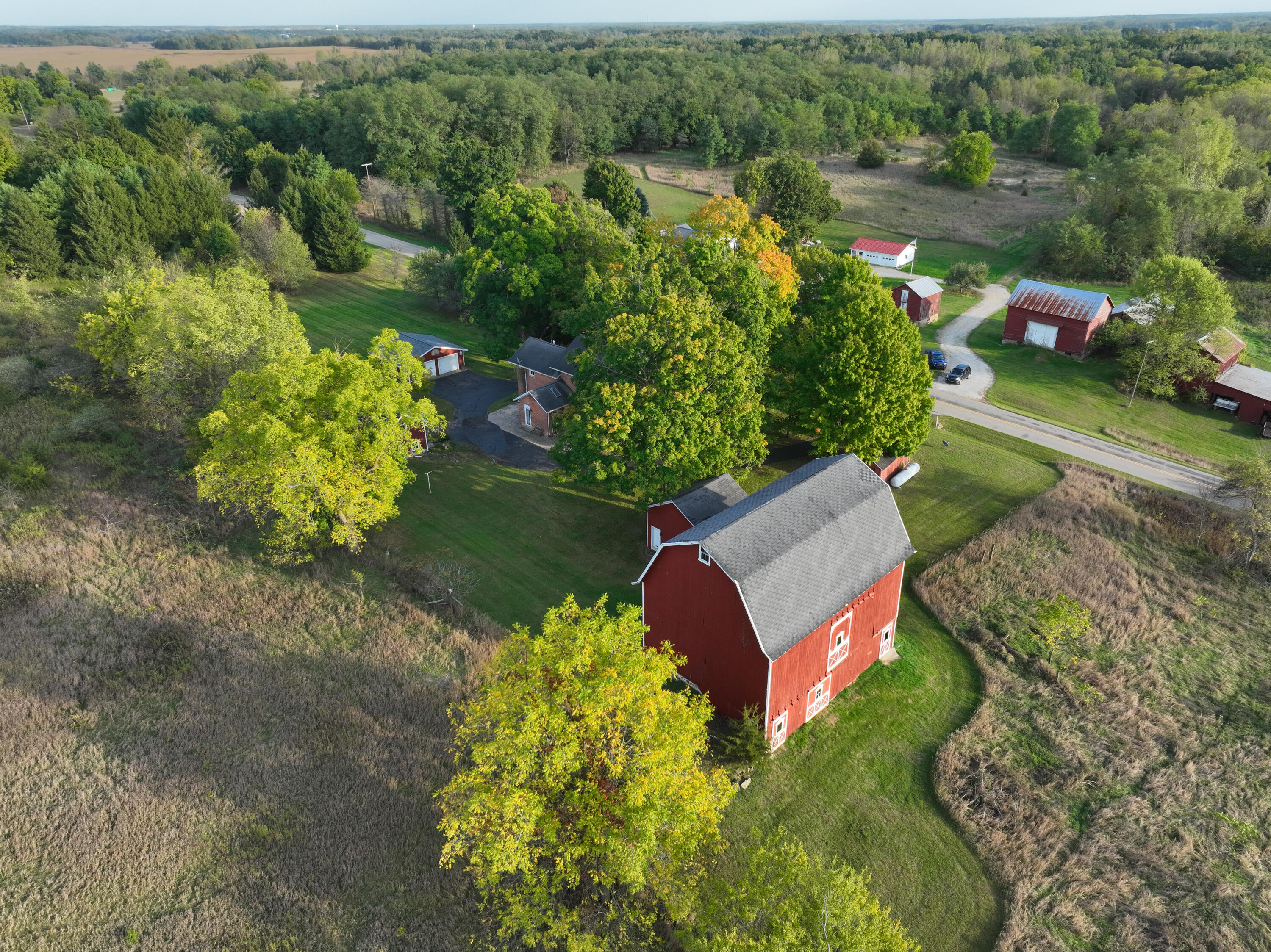 12900 Beecher Road Hudson, MI 49247 - Photo 9 of 89 DJI_20241003165735_0011_V