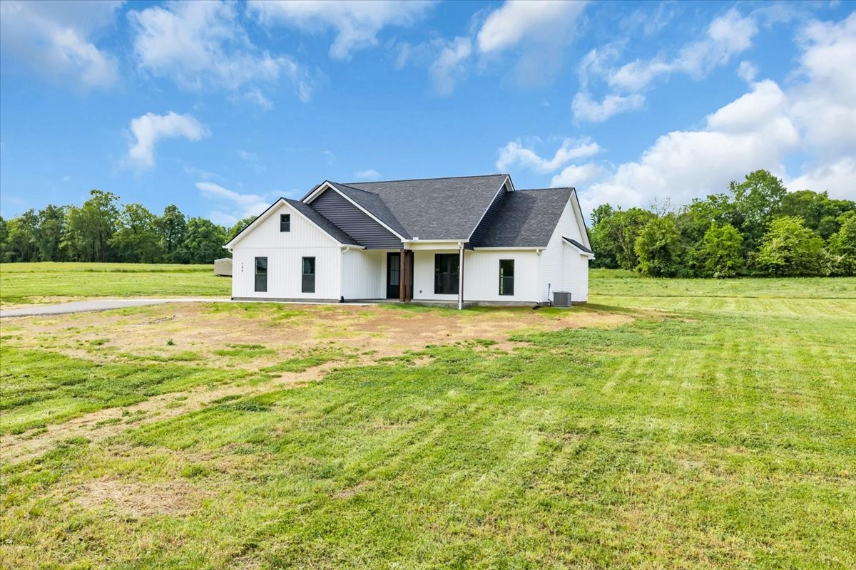 749 Edd Ramsey Road McMinnville, TN 37110 - Photo 1 of 40 a house with garden