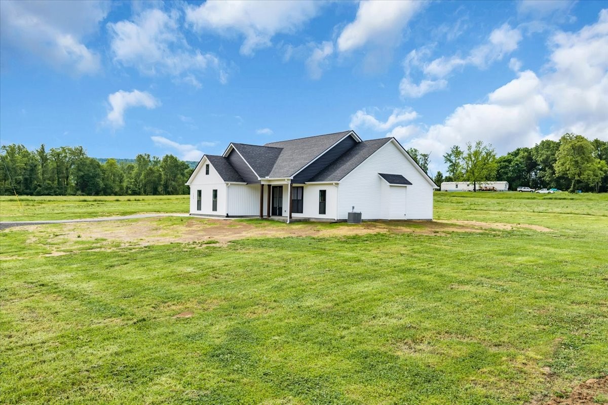 749 Edd Ramsey Road McMinnville, TN 37110 - Photo 37 of 40 a house view with a outdoor space