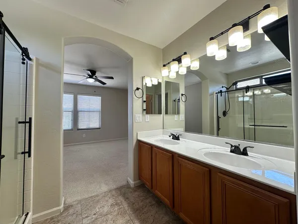 $2,200 | 1912 East Loma Vista Street, Gilbert, AZ 85295