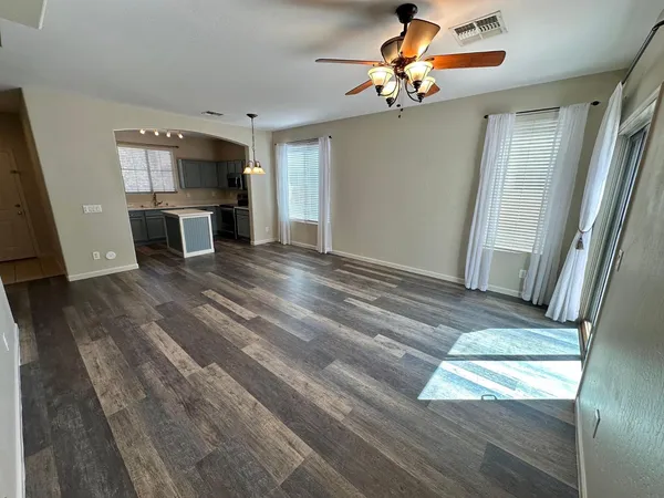 $2,200 | 1912 East Loma Vista Street, Gilbert, AZ 85295