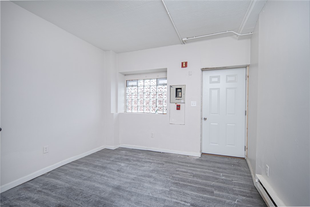 203 Arnold Street Woonsocket, RI 02895 - Photo 6 of 33