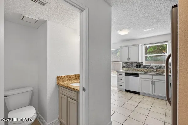 $2,100 | 518 Tuxedo Court, Jacksonville, FL 32225