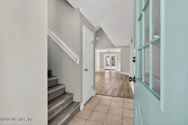 $2,100 | 518 Tuxedo Court, Jacksonville, FL 32225