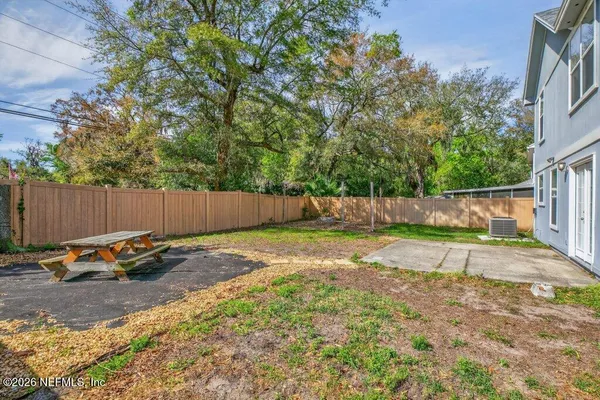 $2,100 | 518 Tuxedo Court, Jacksonville, FL 32225