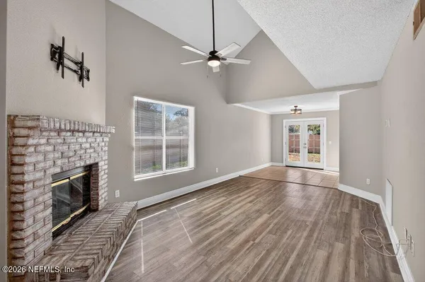 $2,100 | 518 Tuxedo Court, Jacksonville, FL 32225