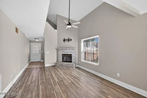 $2,100 | 518 Tuxedo Court, Jacksonville, FL 32225