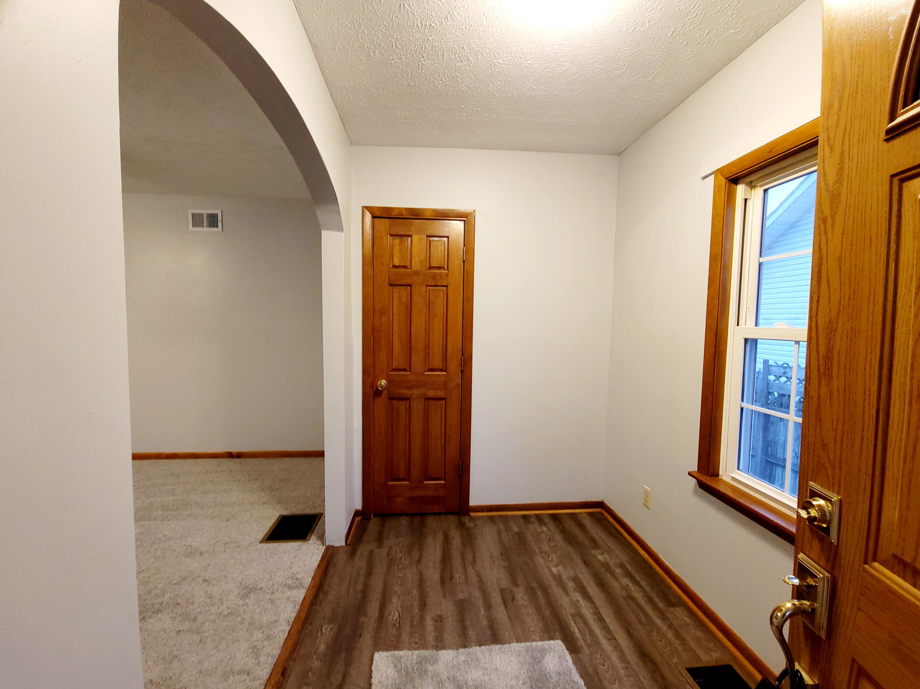 328 Bellaire Avenue Springfield, OH 45503 - Photo 6 of 37