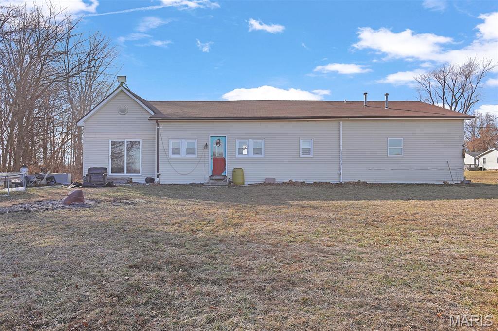 3665 Burning Star 2 Road Tamaroa, IL 62888 - Photo 17 of 27