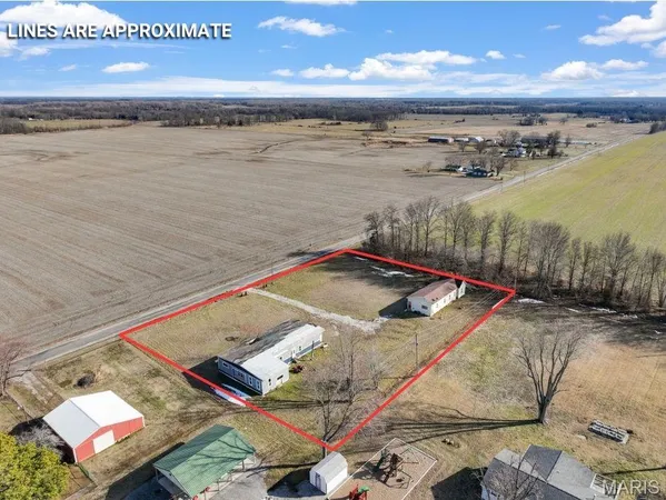 $149,000 | 3665 Burning Star 2 Road, Tamaroa, IL 62888