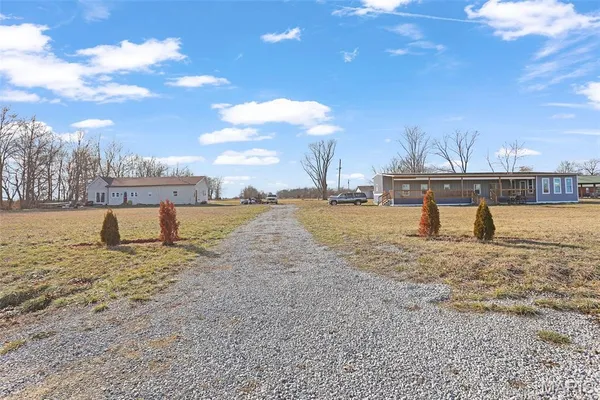 $149,000 | 3665 Burning Star 2 Road, Tamaroa, IL 62888