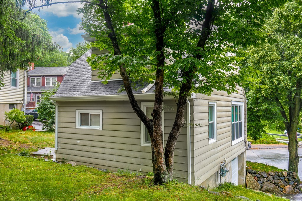 4 Westview Road Lynn, MA 01902 - Photo 14 of 18 Gallery Image 14
