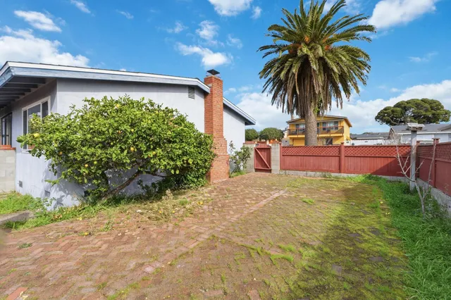 $699,000 | 1609 Darwin Street, Seaside, CA 93955