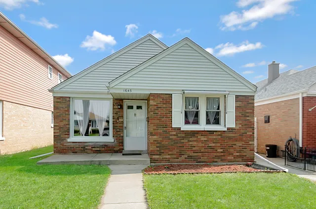 $359,000 | 1643 23rd Avenue, Melrose Park, IL 60160