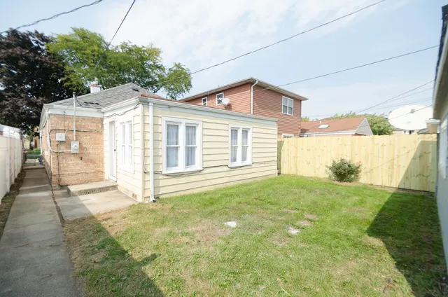 $359,000 | 1643 23rd Avenue, Melrose Park, IL 60160