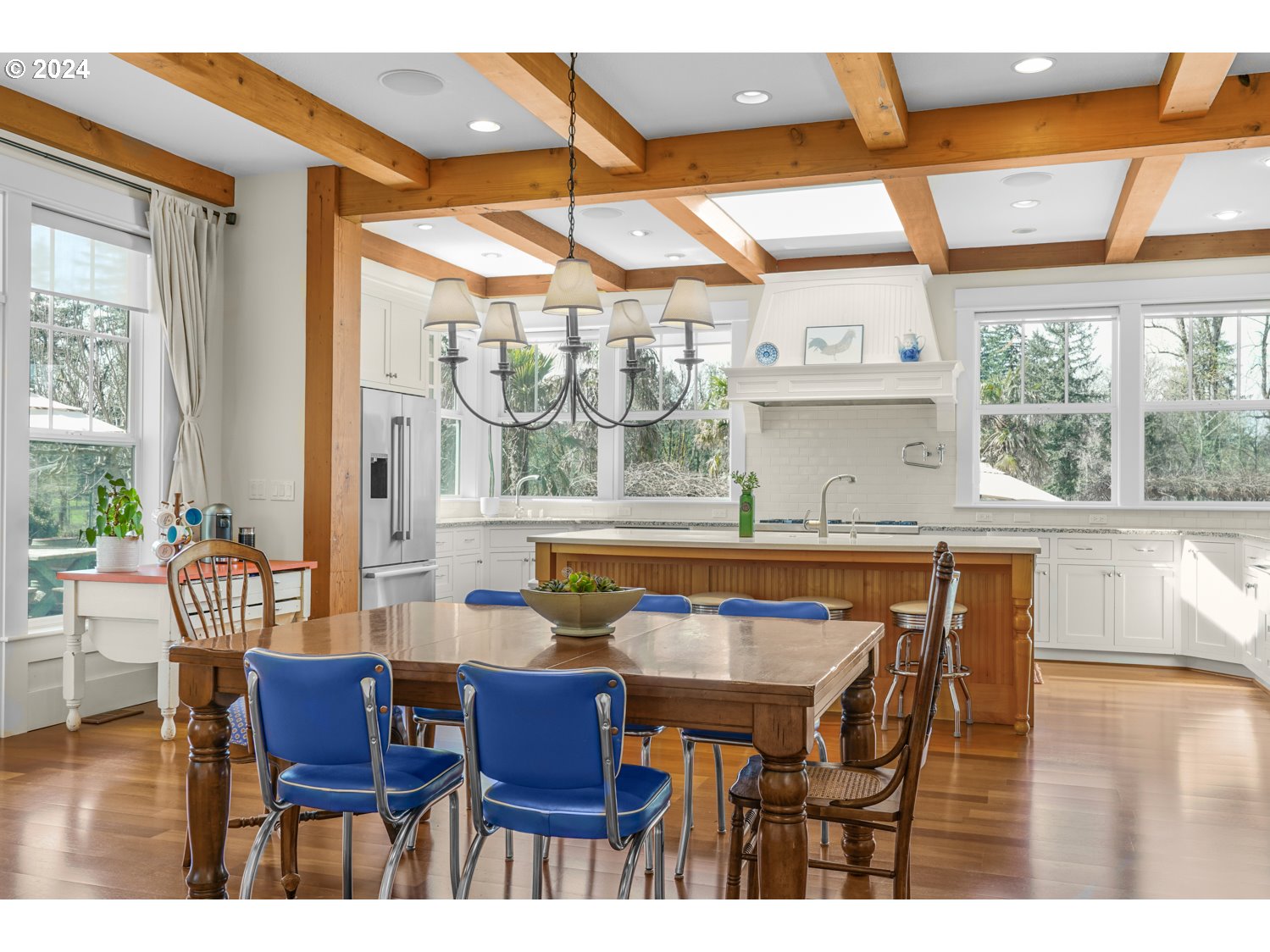 29115 Southwest Mountain Road West Linn, OR 97068 - Photo 13 of 48 Gallery Image 13
