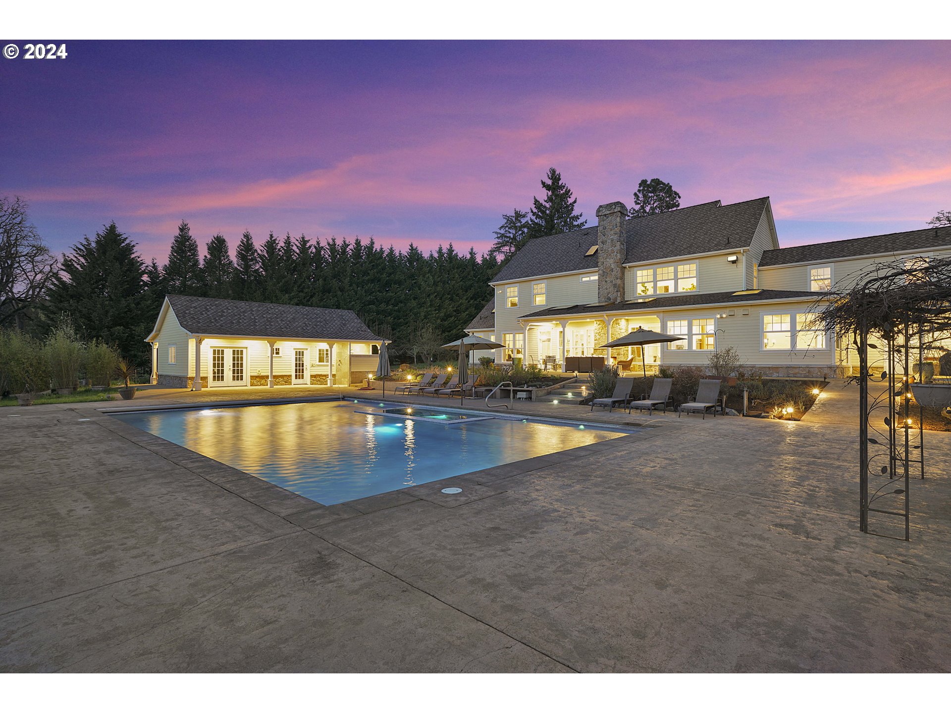 29115 Southwest Mountain Road West Linn, OR 97068 - Photo 39 of 48 Gallery Image 39