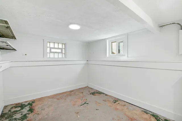 $279,900 | 1536 Kenilworth Avenue, Berwyn, IL 60402