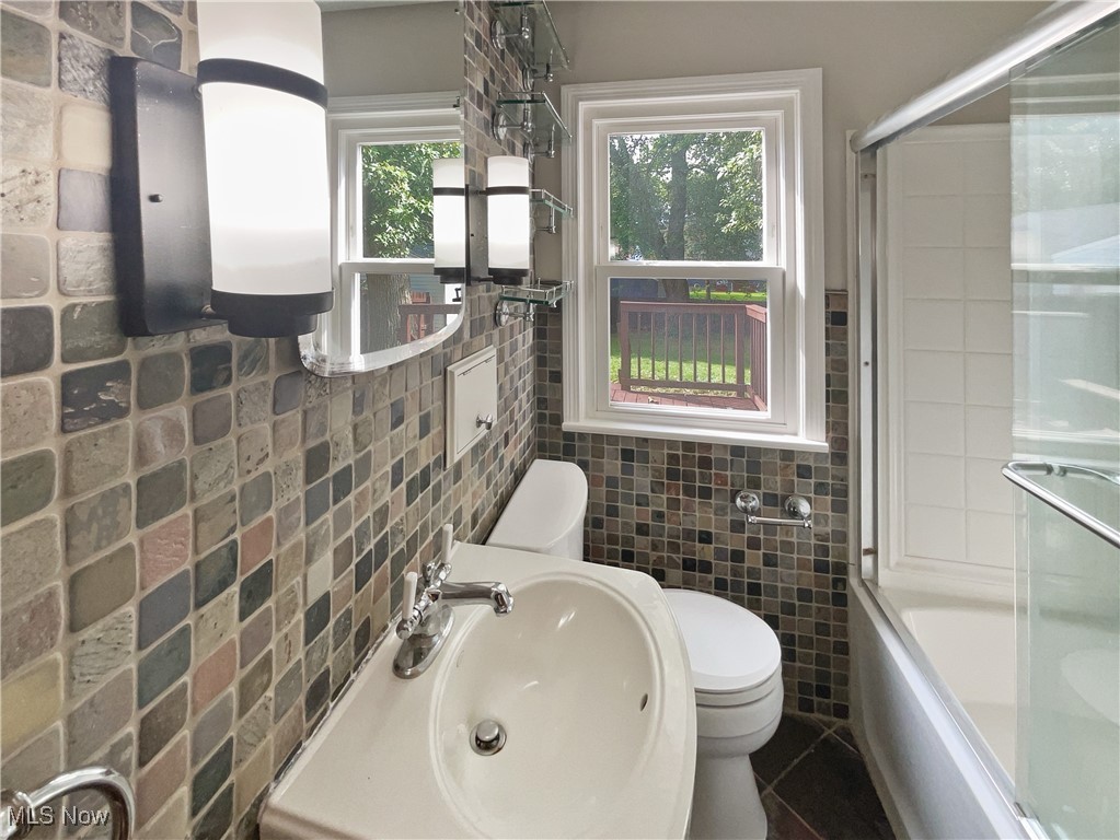 1622 Fairfax Road Akron, OH 44313 - Photo 12 of 22 Gallery Image 12
