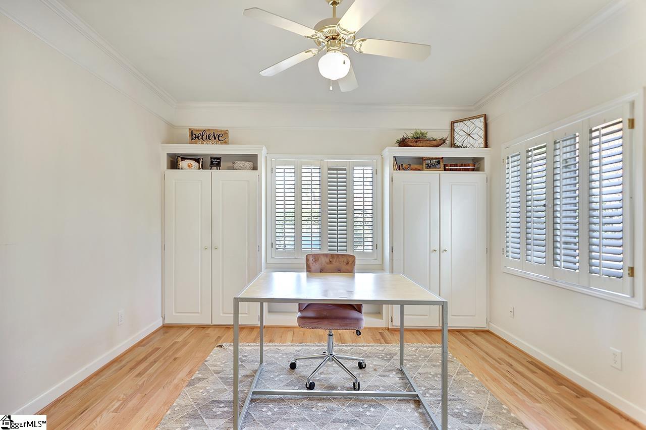 203 Ingleside Way Greenville, SC 29615 - Photo 6 of 32