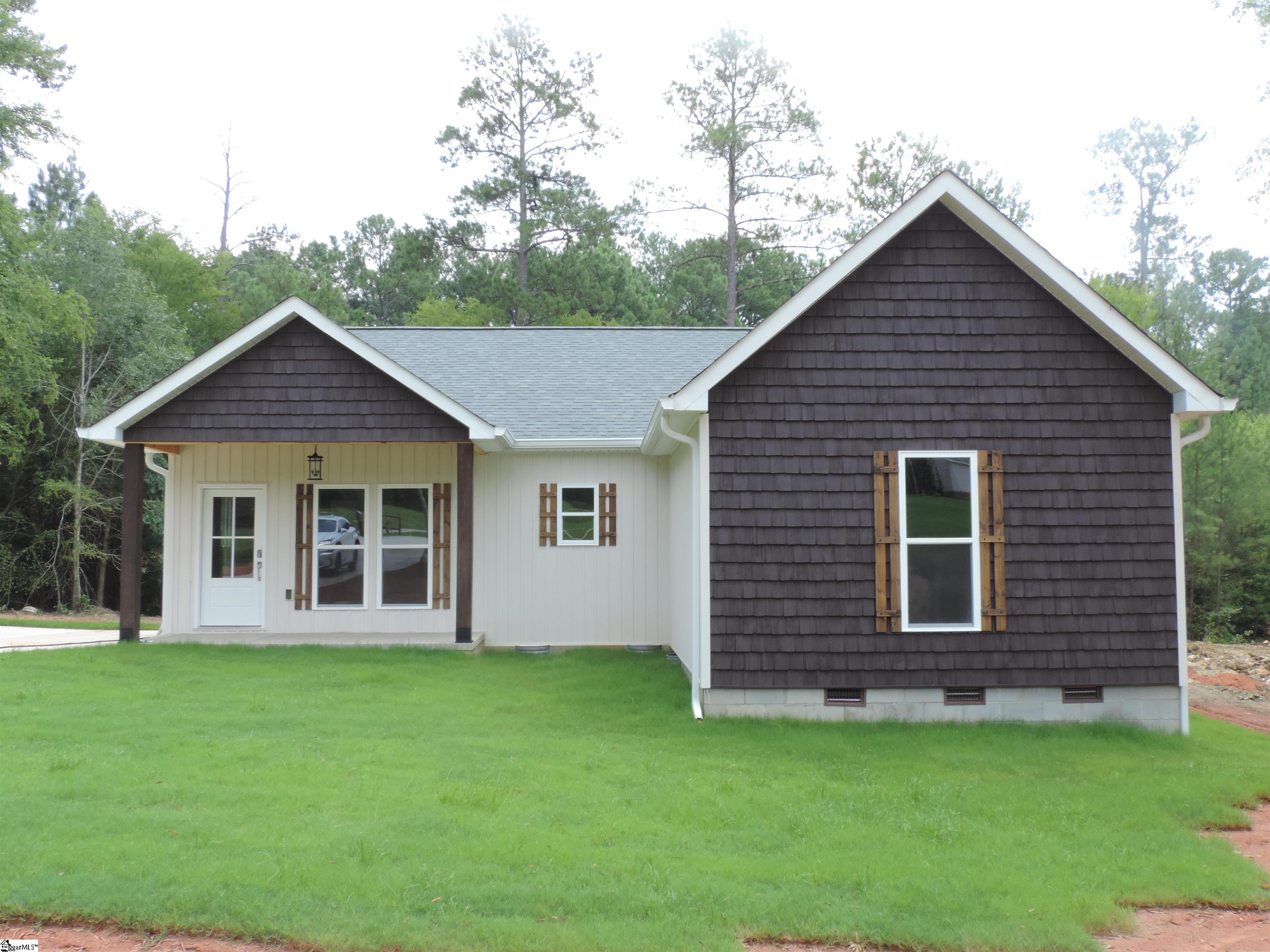 384 Bailey Road Buffalo, SC 29321 - Photo 1 of 27 Gallery Image 1