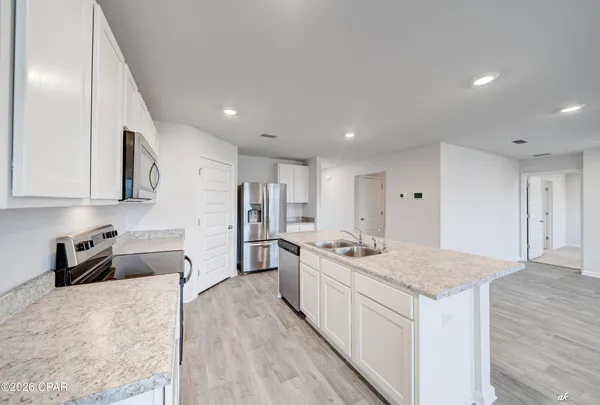 $2,500 | 4060 Silver Spur Road, Panama City, FL 32404