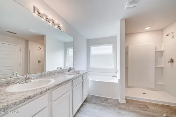 $2,500 | 4060 Silver Spur Road, Panama City, FL 32404